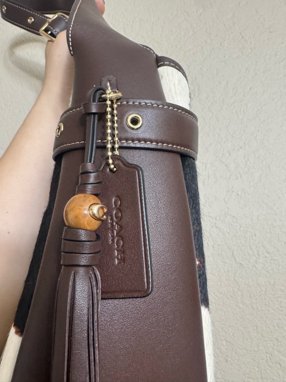 Coach Convertible Hadley Brown & White Cowhide Leather Shoulder Bag crossbody - Picture 3 of 7